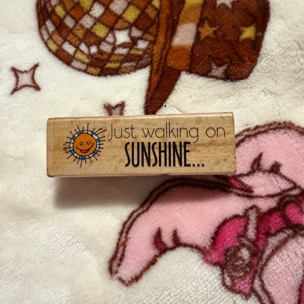 Sunshine Design Stamp - Brown - Just Walking On Sunshine